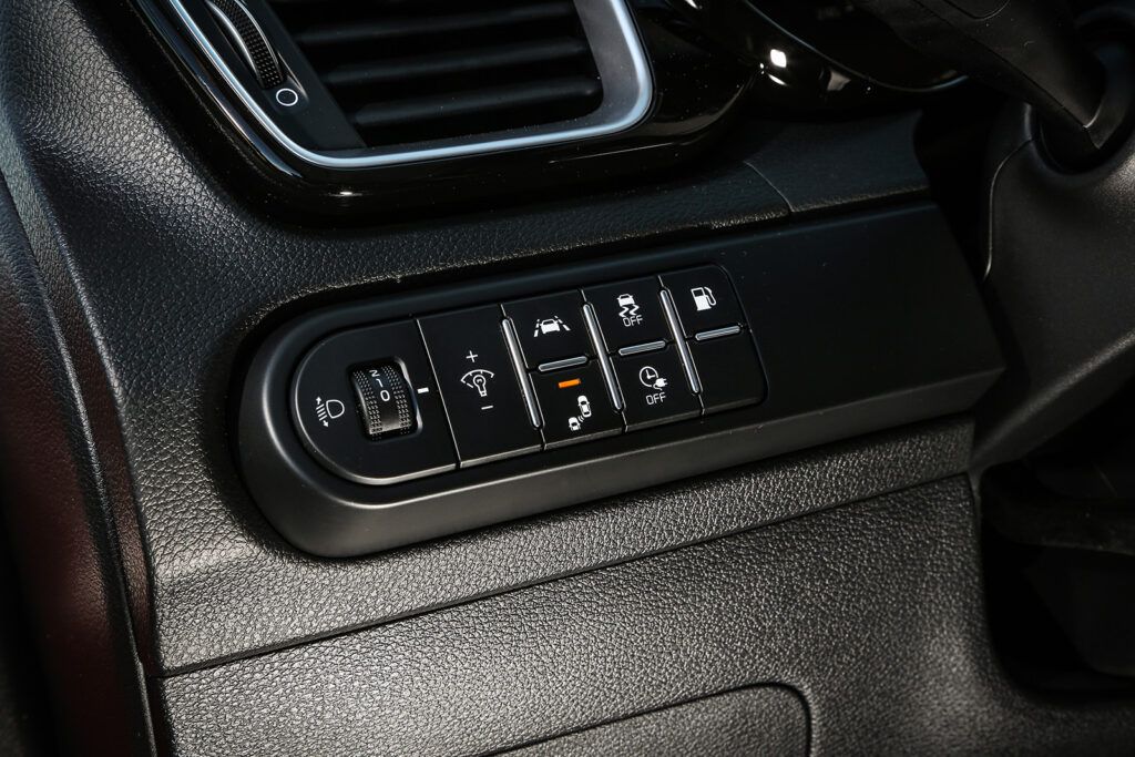 KIA NUEVO XCEED PHEV CALIDAD WEB 052 1 | MQE Más que Eléctricos