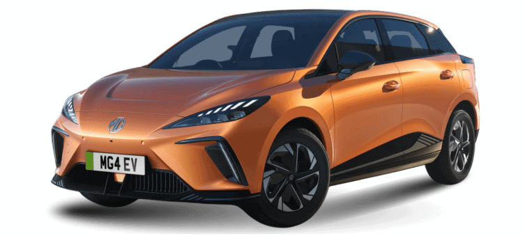 Vehículo eléctrico MG4 EV de color naranja, compacto y moderno, en un entorno urbano.